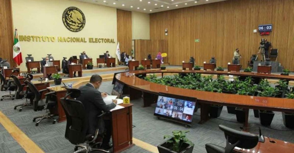 Adeudan gobiernos de 12 entidades casi 350 mdp de presupuesto a instituciones electorales. / Foto: Cortesía