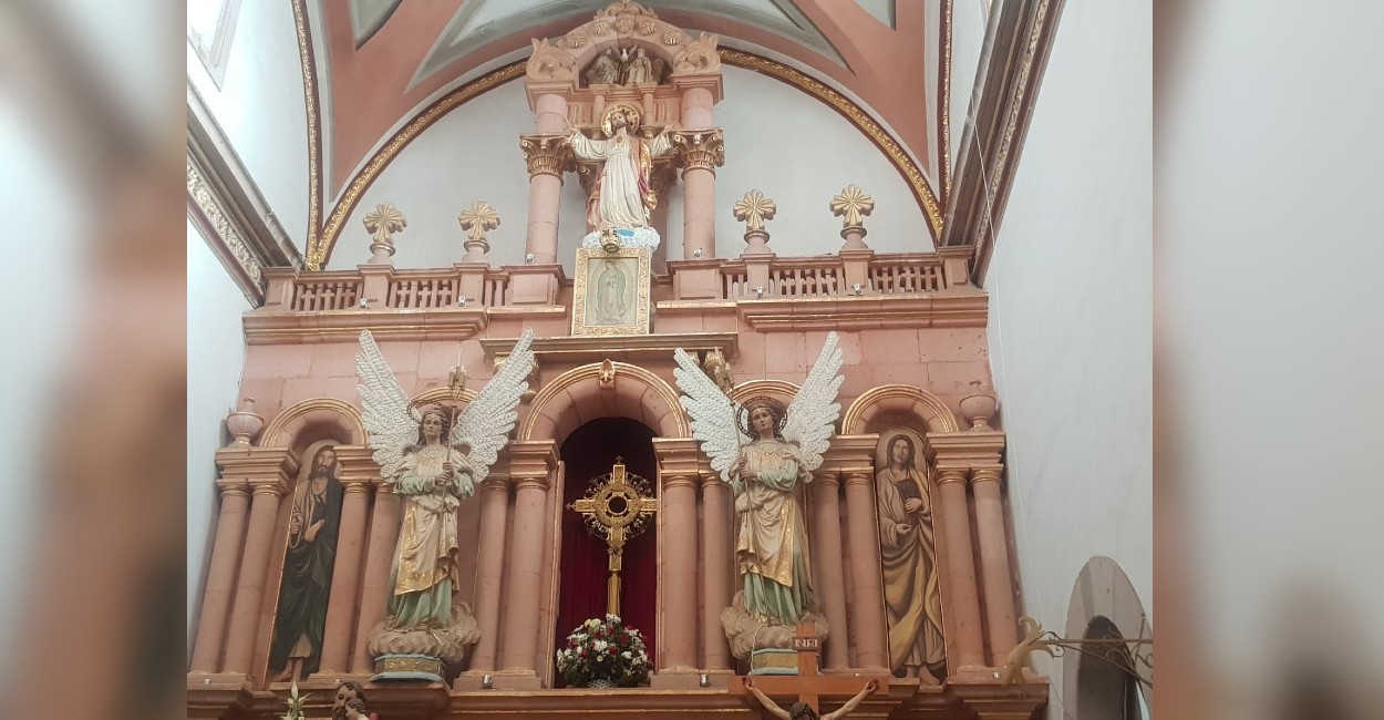 La parroquia del Sagrado Corazón de Jesús se encuentra en el Mineral. | Fotos: Ángel Martínez.