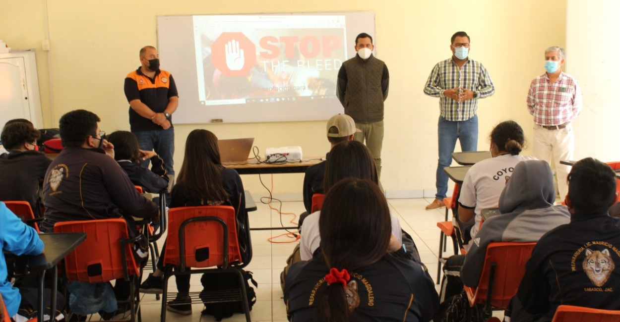 PC imparte capacitación en primeros auxilios a estudiantes de Tabasco