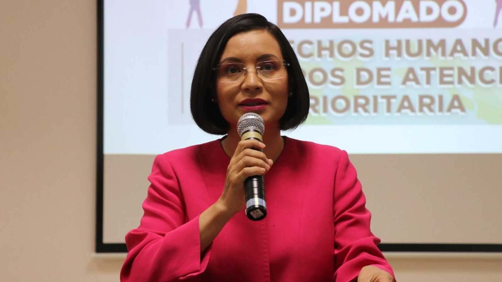 Ma. de la Luz Domínguez Campos, presidenta de la CDHEZ