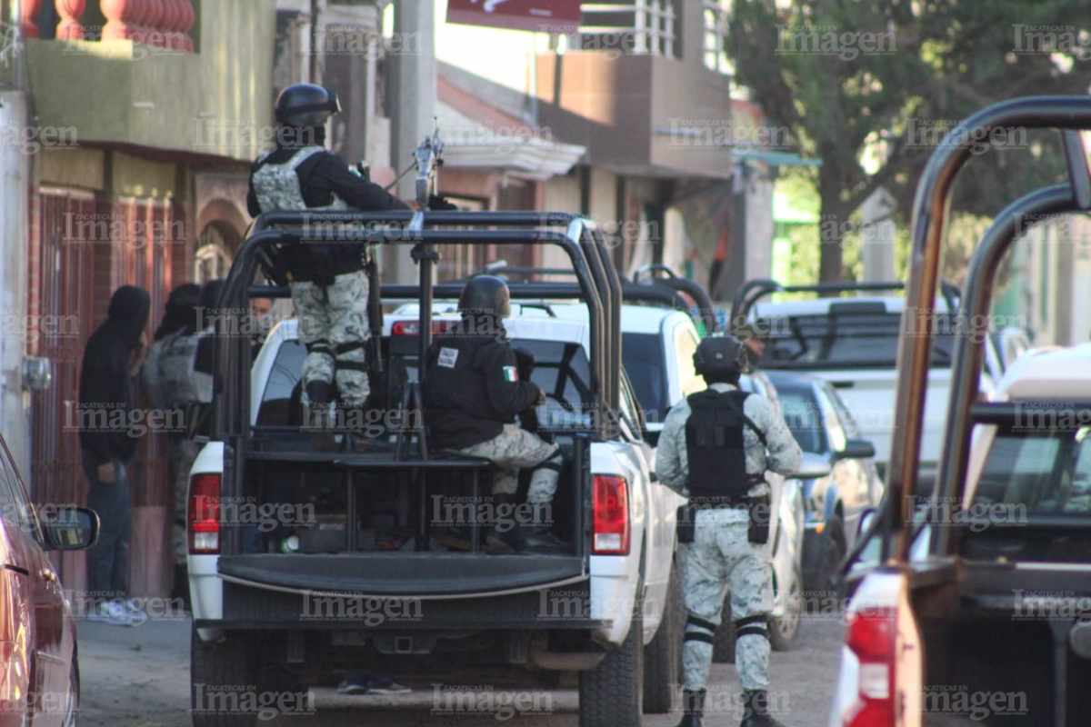 Al lugar arribaron los elementos de la Policía de Investigación. | Foto: Imagen de Zacatecas.