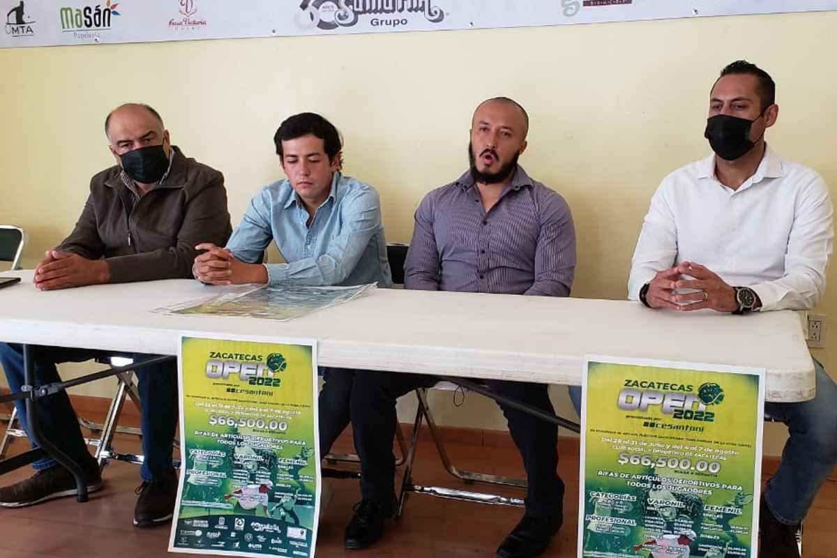 Directivos del Club Social y Deportivo de Zacatecas presidieron la conferencia de prensa en donde se anunció la realización del torneo de Tenis Zacatecas  Open 2022. | Foto: Cortesía.
