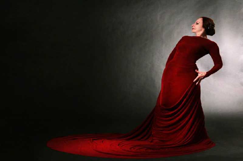 Pilar Rioja, bailarina de flamenco