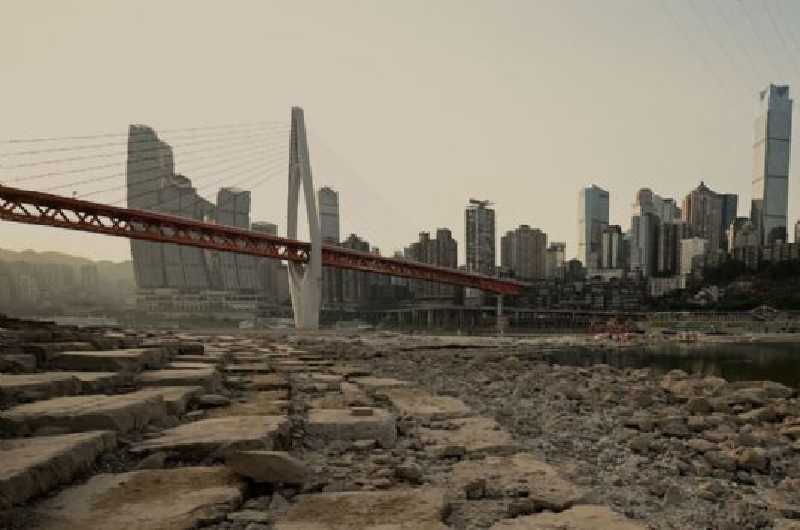 El río Yangtsé de China, en sequía