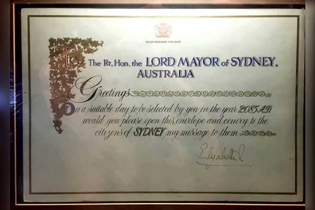 La carta se selló  y enmarcó con instrucciones para el alcalde en turno de Sidney. | Foto: Cortesía.