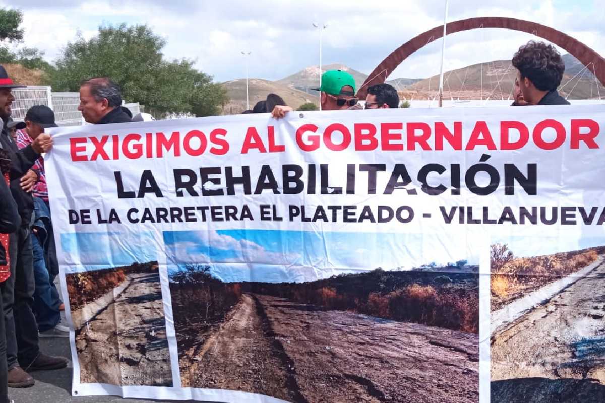 Exigieron la rehabilitación de la carretera El Plateado-Villanueva. |Foto; César Orta