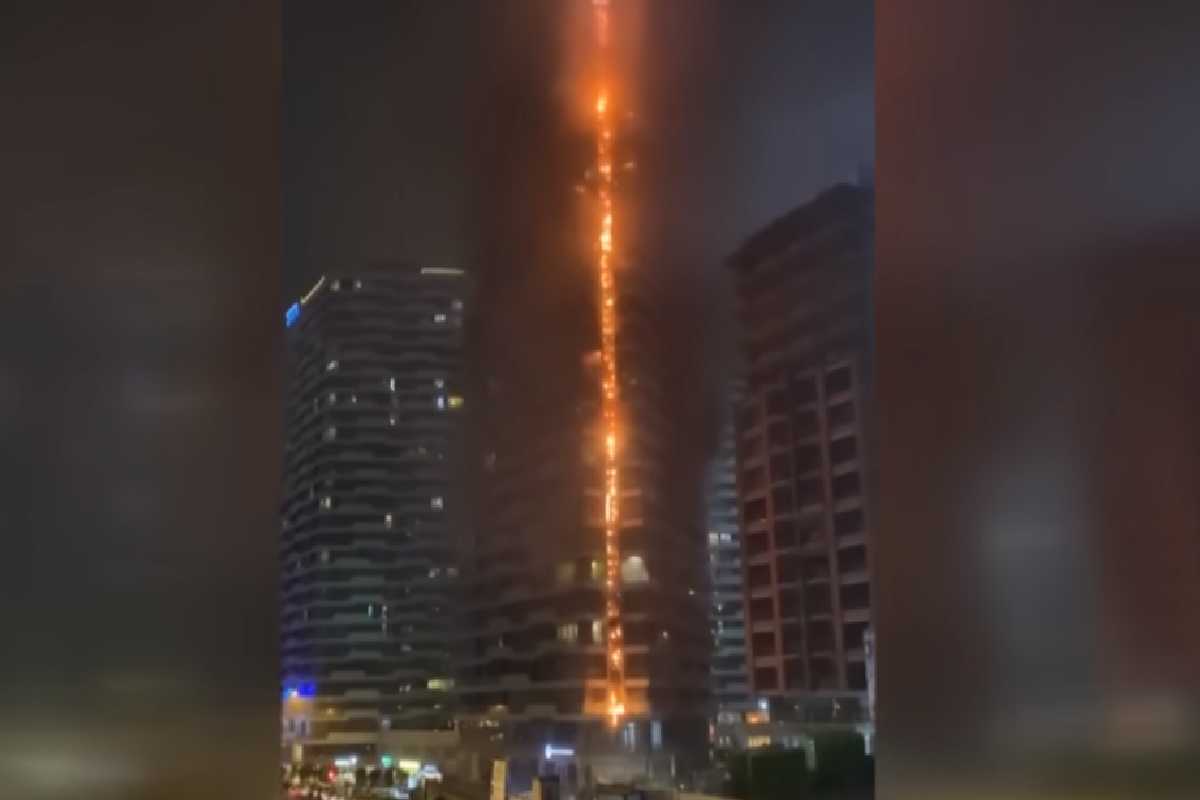 Incendio en edificio de Turquia