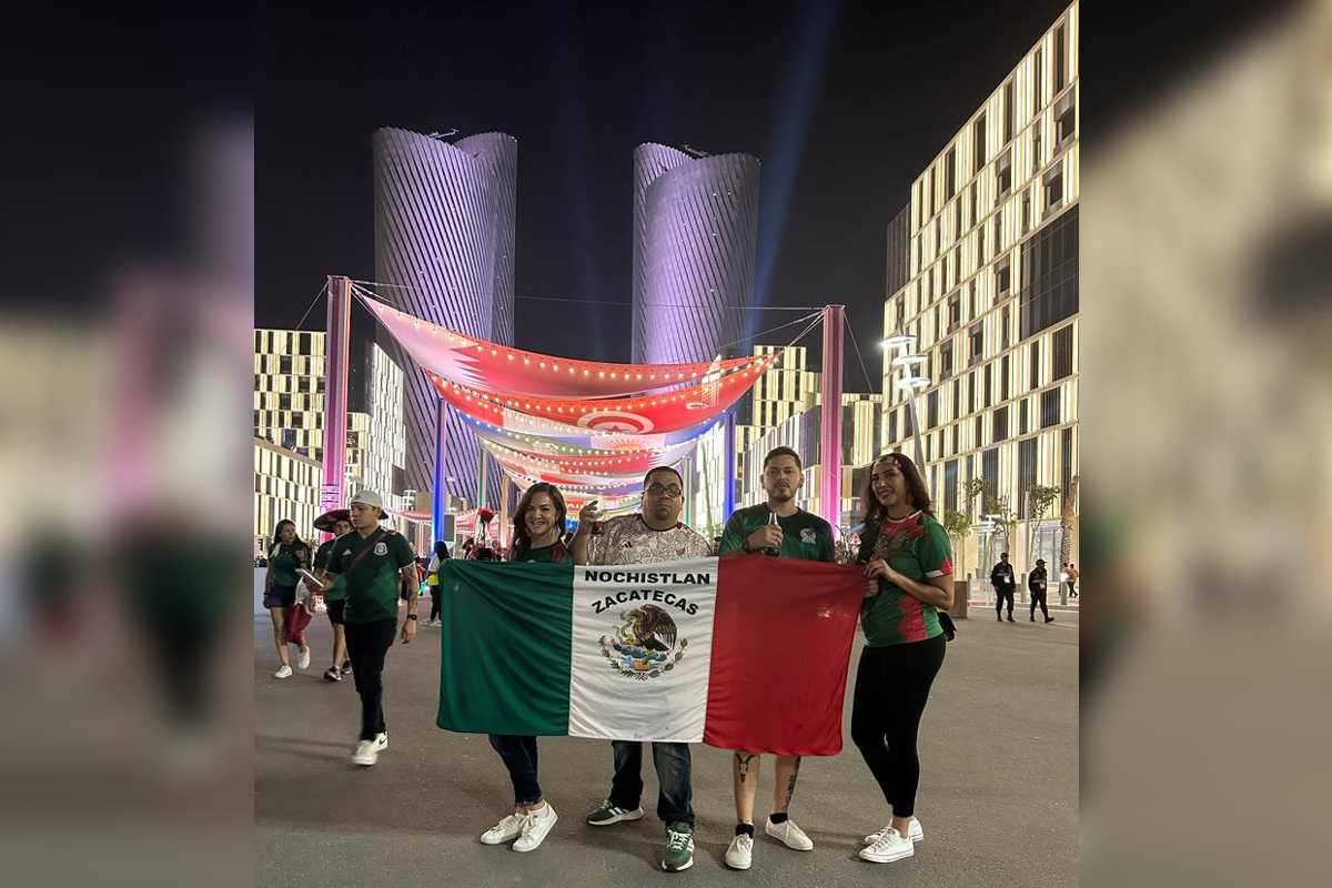 Manuel Torres y sus amigos, Zacatecanos en Qatar.