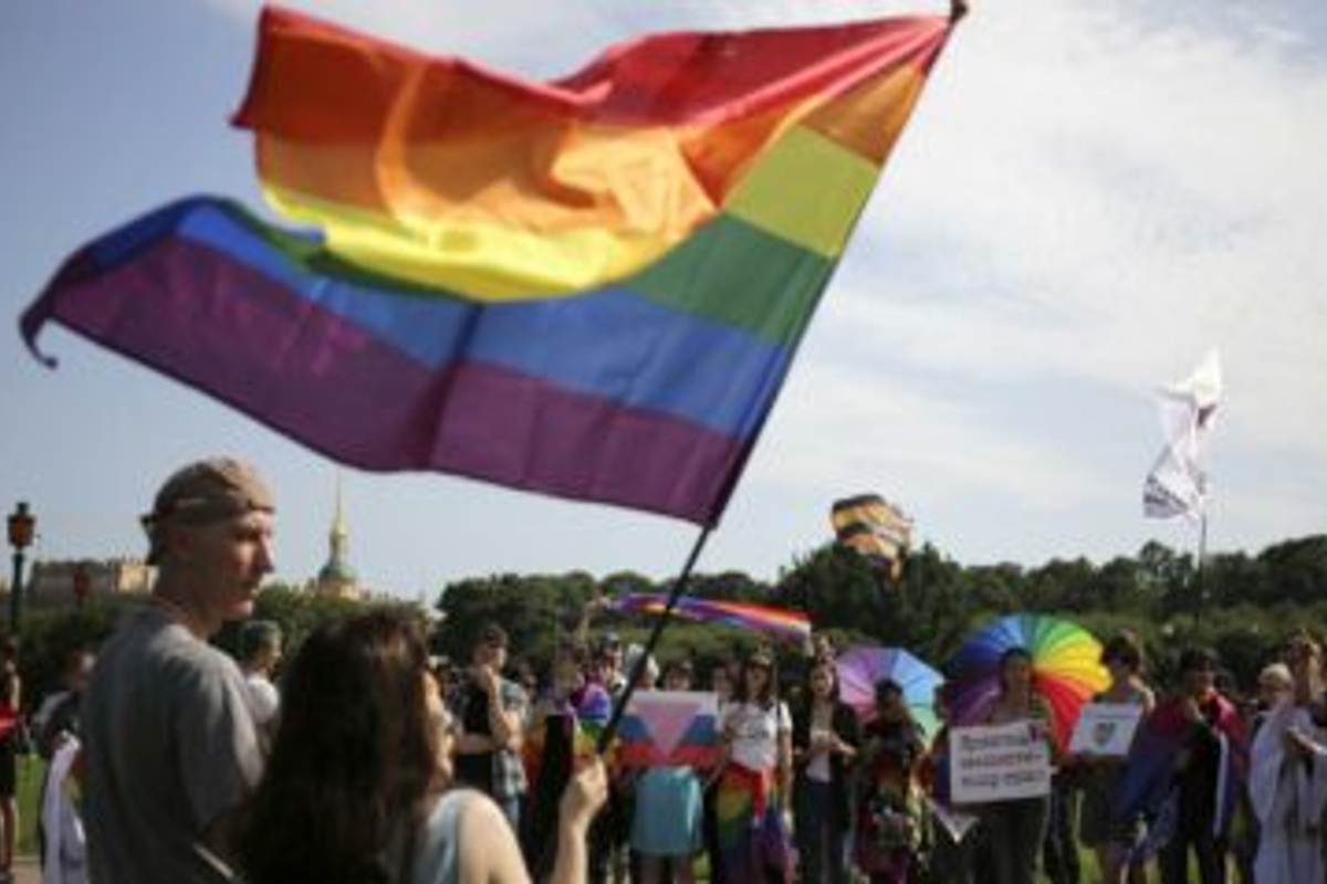 Se aprobó en Rusia una ley que prohíbe la propaganda LGBT+ .en los medios de difusión.