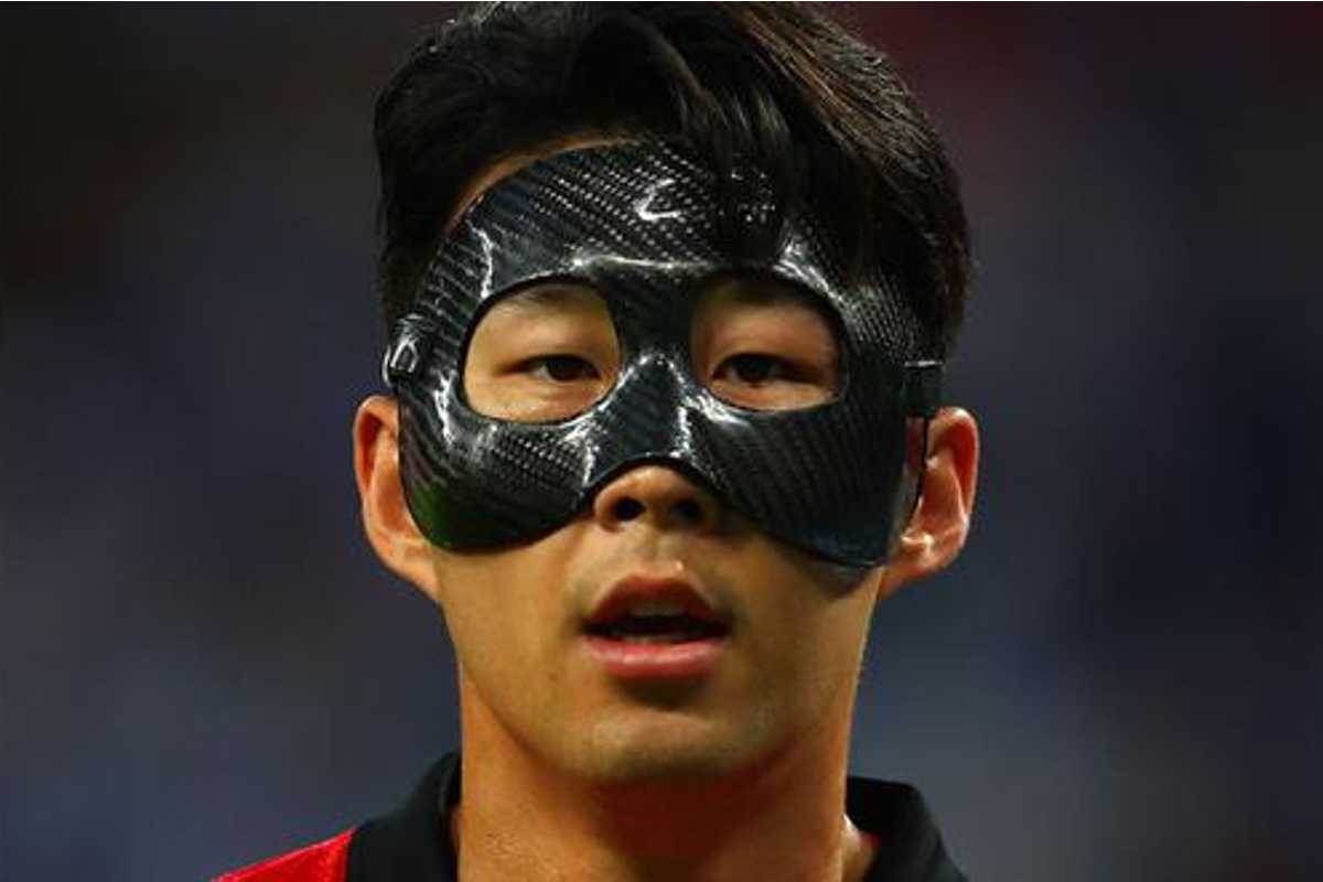 Algunos futbolistas como Ellyes Skhiri, el croata Josko Gvardiol o el propio Heung-min Son disputan la Copa del Mundo con una máscara en el rostro.