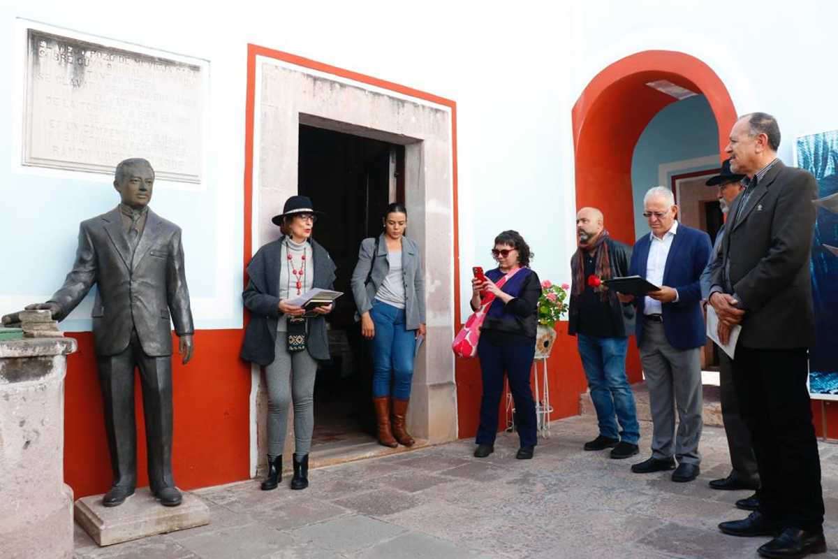 Poetas de diversas partes del país, rinden tributo a Ramón López Velarde.
