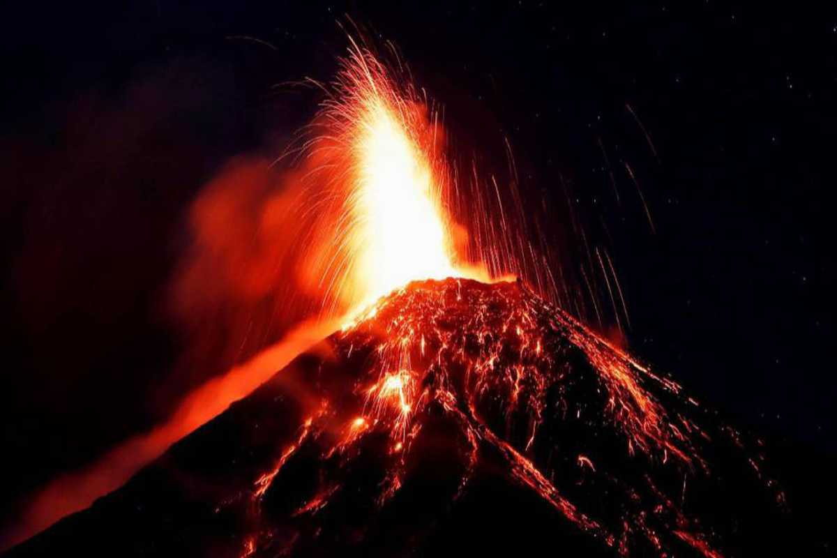 Volcán de Fuego de Guatemala entra en erupción. | Foto: Cortesía.