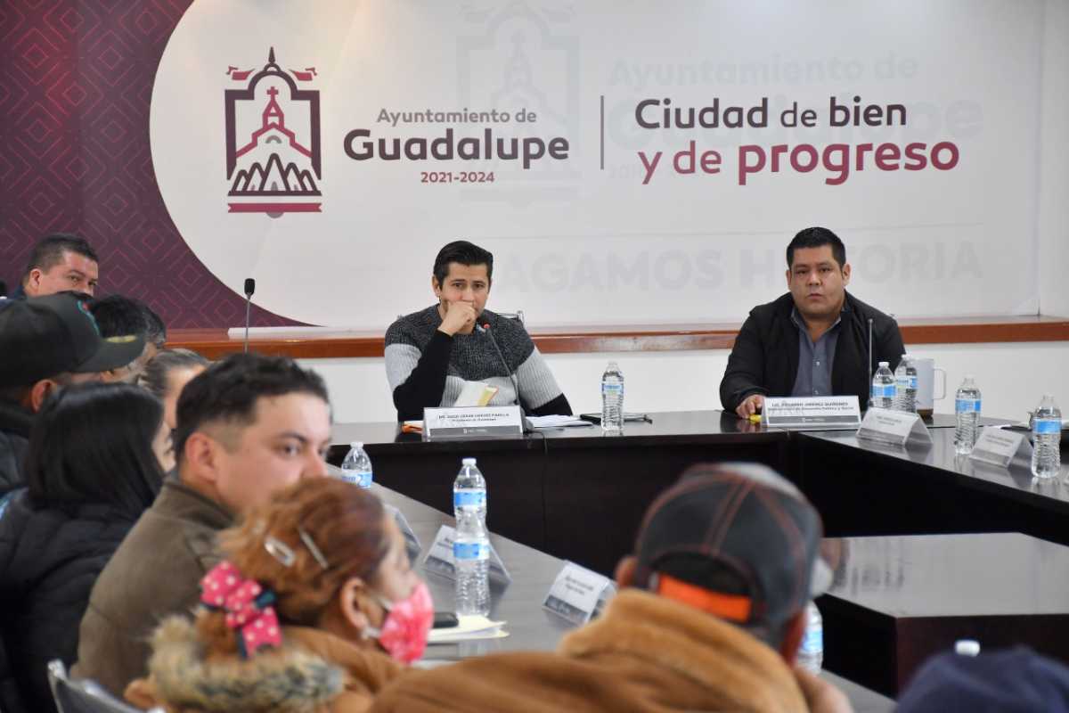 El Presidente Municipal de Guadalupe, Julio César Chávez Padilla, presidió la primera reunión de este 2023 con las autoridades auxiliares. | Foto: Cortesía.