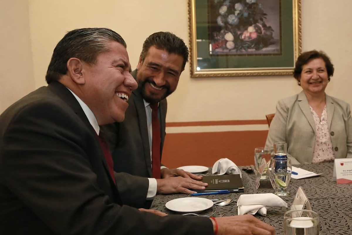 El gobernador con los líderes privados. | Foto: Cortesía.
