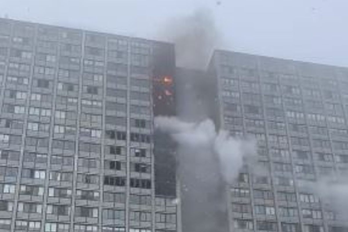 El incendio fue en un edificio al sur de Chicago. | Foto: Cortesía