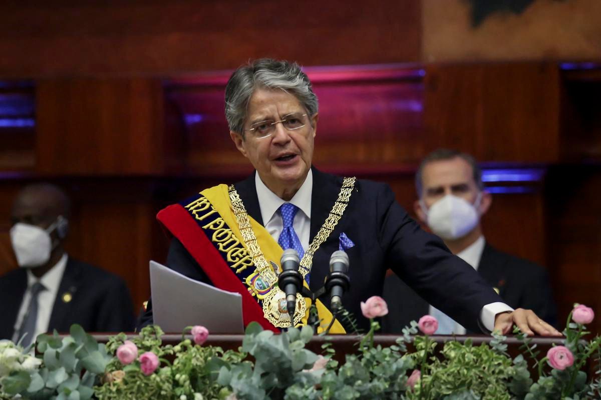 La secretaría de comunicación, informó que someterán a cirugía de emergencia al presidente de Ecuador; Guillermo Lasso. | Foto: Cortesía.