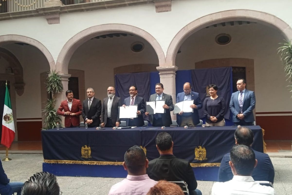 La UAZ y el IEEZ  firmaron un convenio de colaboración. | Foto: Cortesía.