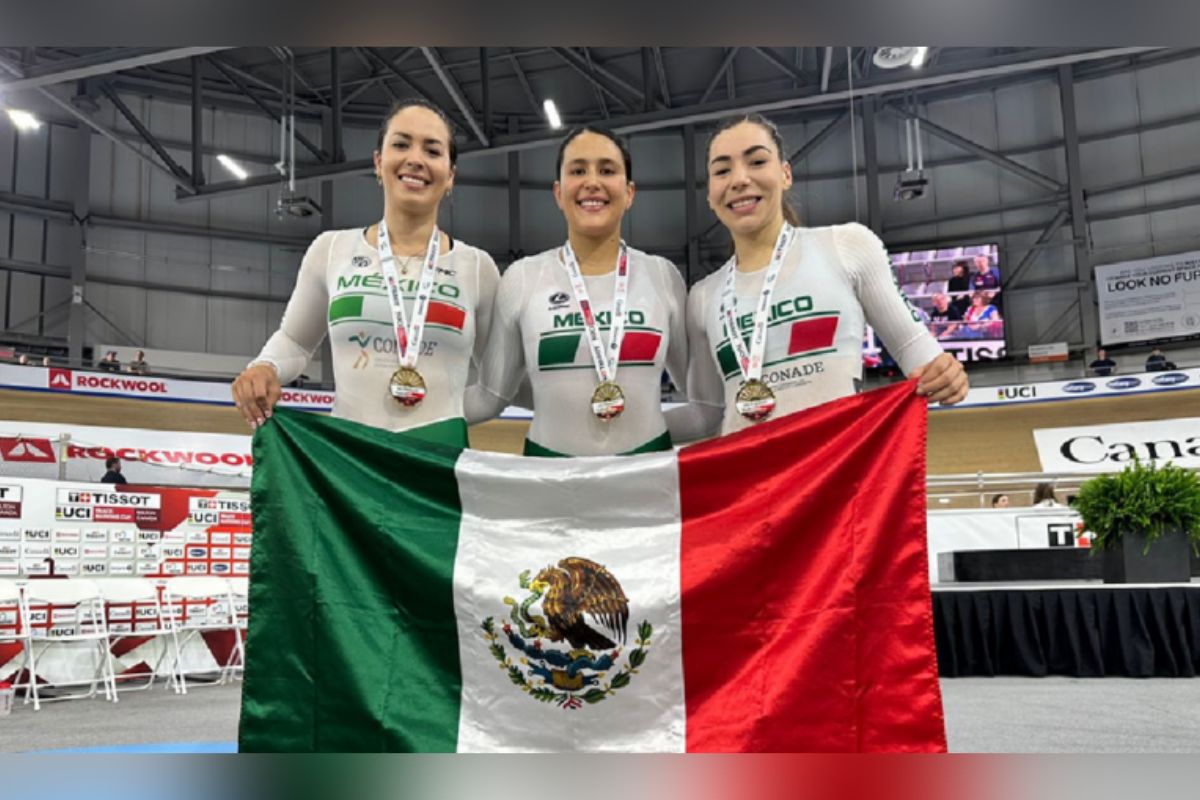 El equipo femenil conformado por Jessica Salazar, Daniela Gaxiola y Yuli Verdugo le dio a México un oro histórico en el Ciclismo de velocidad. | Foto: Cortesía.