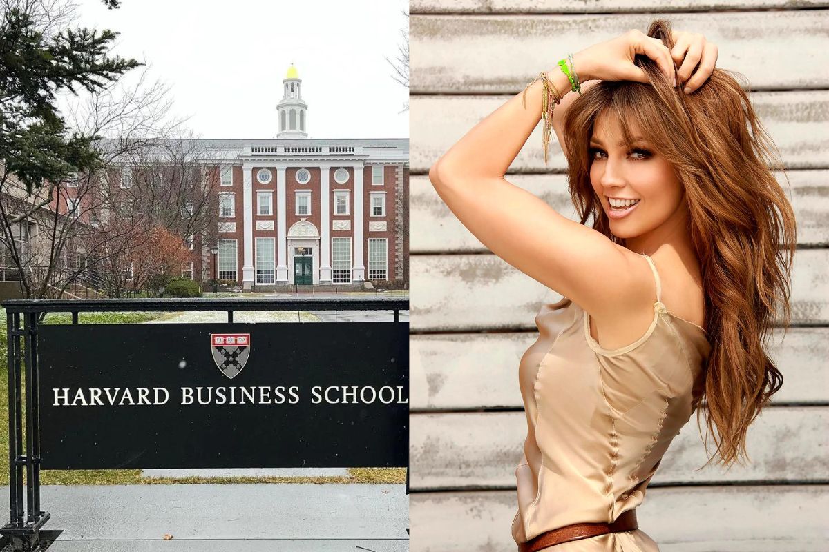 A través de su cuenta oficial de Instagram Thalía dijo sentirse honrada de estar en esta universidad