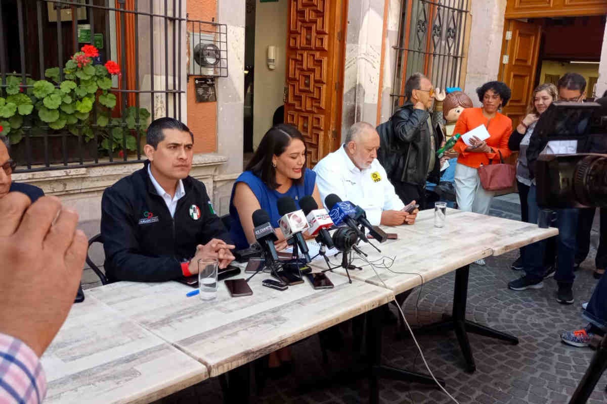 Dirigentes estatales del PRI, PAN, PRI señalaron que respaldan el trabajo realizado por la Fiscalía para girar las órdenes de aprehensión en contra del alcalde de Guadalupe. | Foto: Cortesía.