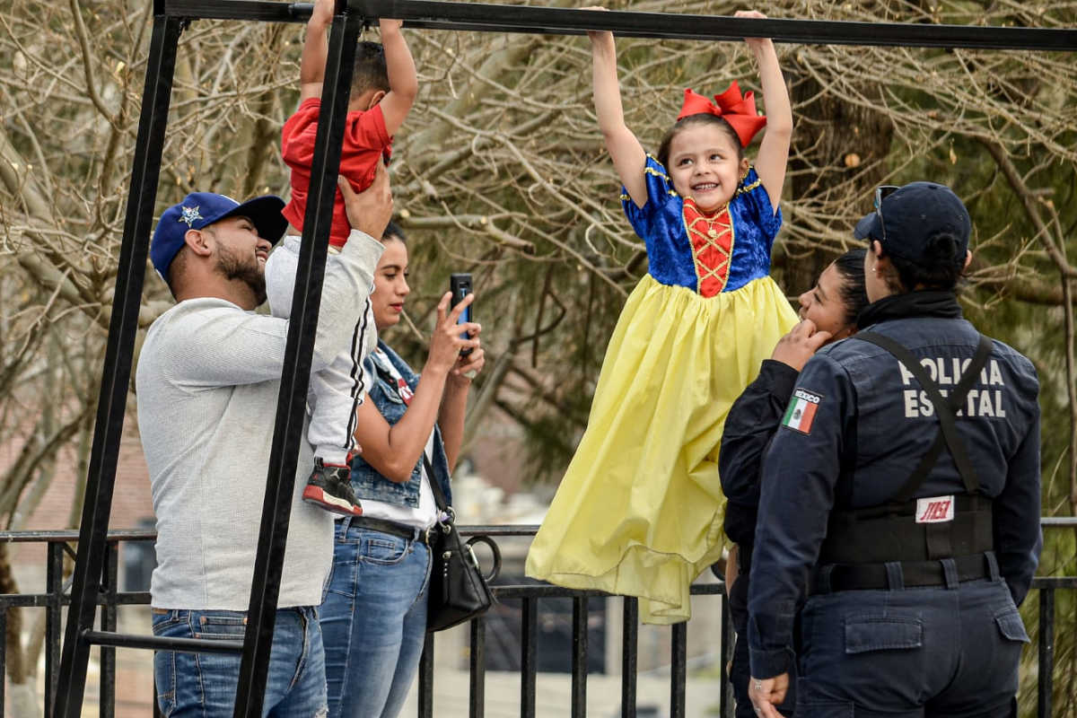 El Secretario de Seguridad Pública festeja el día de la niñez con los hijos de personal policial | Foto: Cortesía.