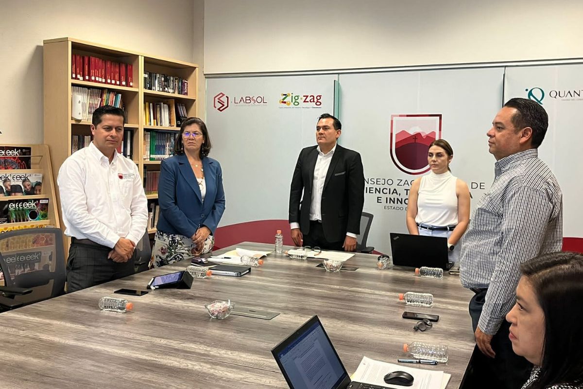El Gobierno de Zacatecas asignó más de 6.2 millones de pesos para beneficiar a 817 estudiantes; con el Programa de Becas del Consejo Zacatecano de Ciencia, Tecnología e Innovación (Cozcyt). | Foto: Cortesía.