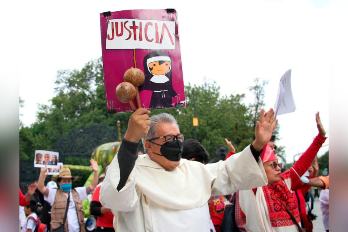A dos días de cumplirse el primer aniversario del asesinato de dos sacerdotes jesuitas en la Sierra Tarahumara; la iglesia católica recordó que la violencia en México no es nueva. | Foto: Cortesía.