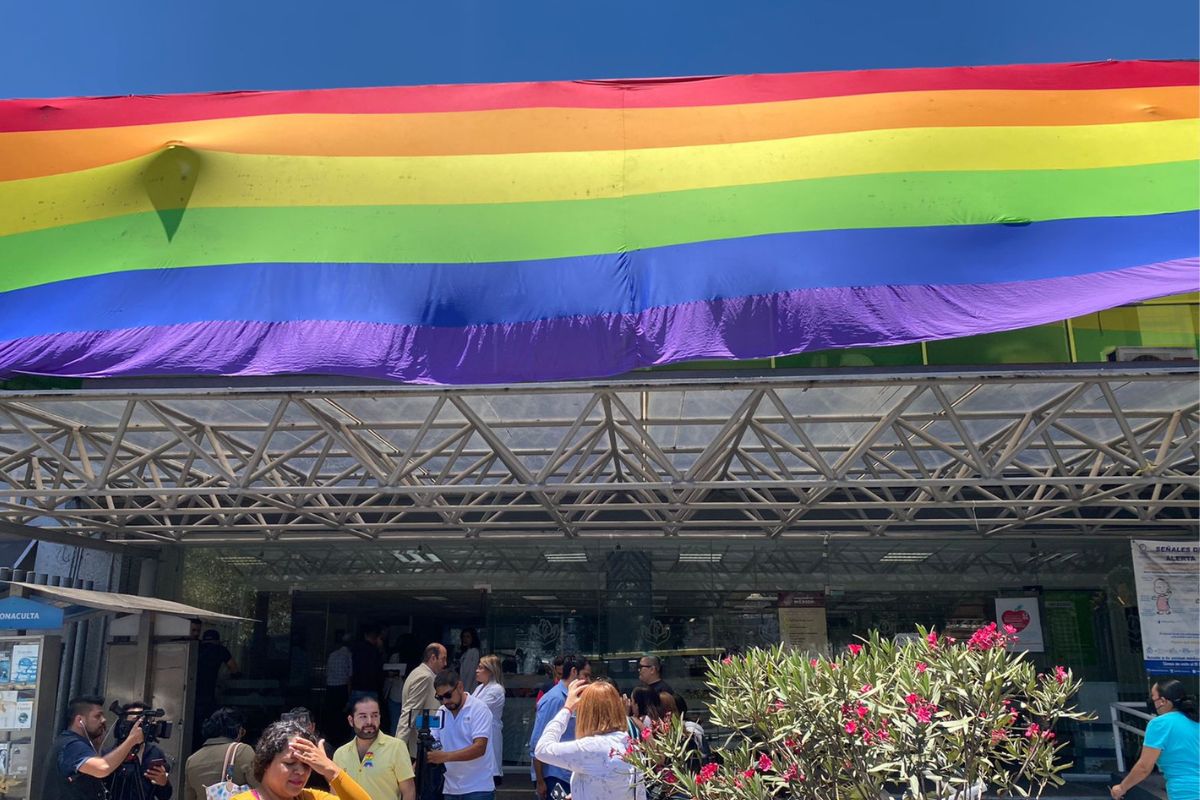 ISSSTE conmemora el orgullo de la comunidad LGBT. | Foto: Manuel Medina.
