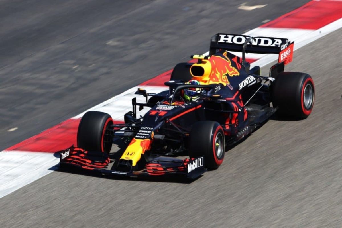 El piloto mexicano Sergio ‘Checo’ Pérez (Red Bull); aseguró que se ha vuelto muy sensible a su monoplaza, el increíblemente veloz RB19. | Foto: Cortesía.