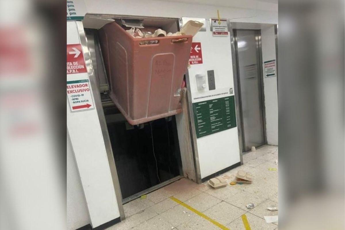 Falta de mantenimiento en elevador del IMSS 1. | Foto: Cortesía.