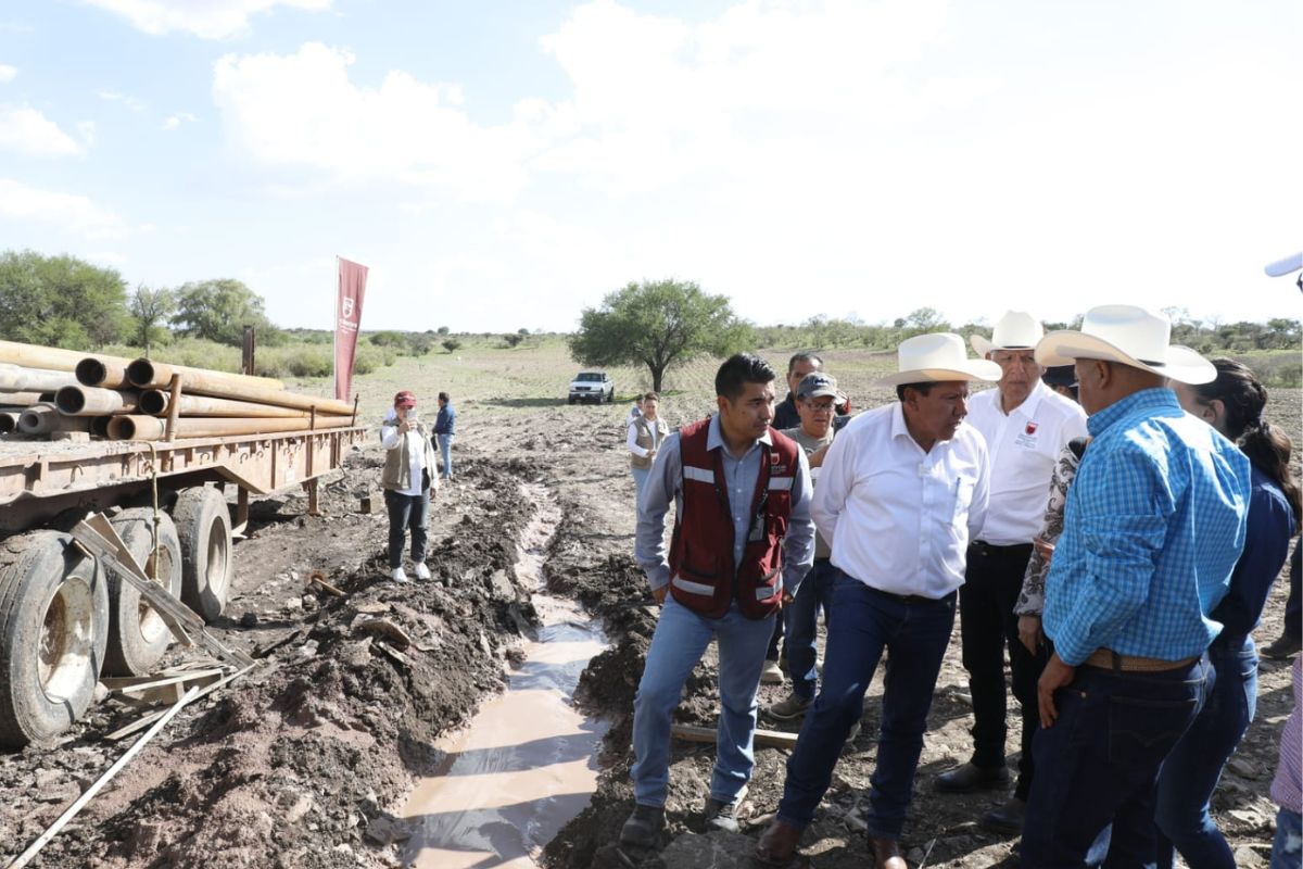Inicia Gobernador David Monreal perforación de pozo en Atitanac, Villanueva | Foto: Cortesía