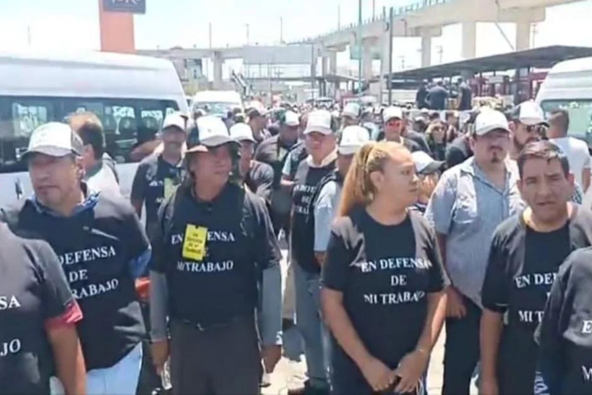 Grupos de transportistas del Estado de México conformados como autodefensas iniciaron recorridos por este municipio; con el fin de inhibir las extorsiones y asaltos. | Foto: Cortesía.