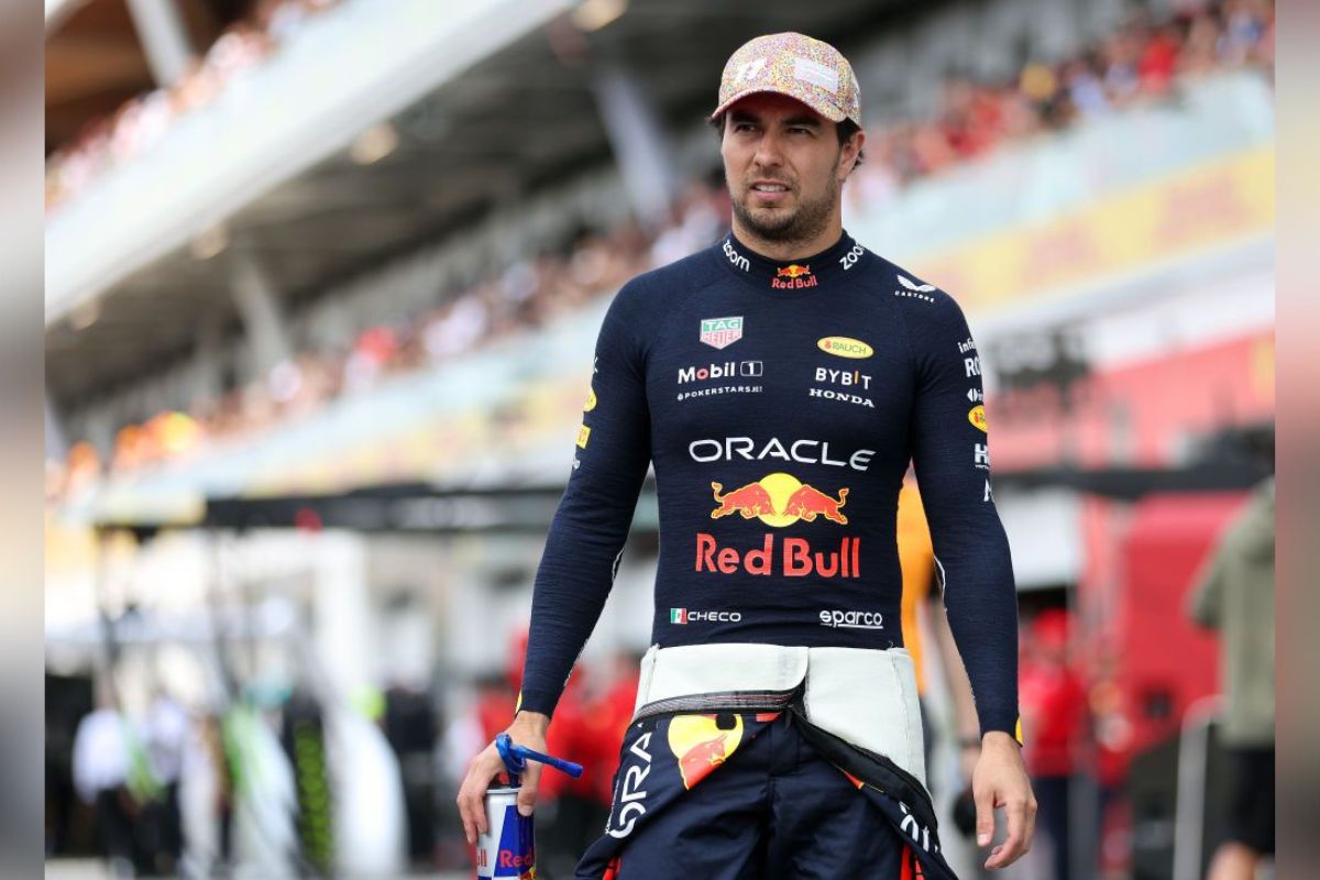 El piloto mexicano Sergio ‘Checo’ Pérez de Red Bull, se mostró satisfecho por el podio logrado en el Gran Premio de Italia de la F1; pero también comentó que fue muy complicado adelantar en el circuito de Monza. | Foto: Cortesía.