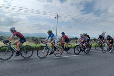 Realizan carrera ciclista de ruta de Independencia en Jerez