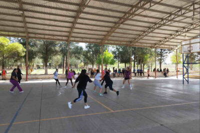 En el marco del Día del Servidor Público, realizan encuentros deportivos en Río Grande