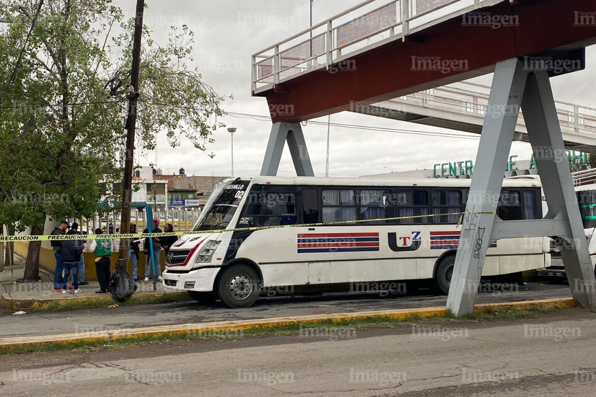 Esté domingo por la mañana la tranquilidad de los pasajeros de un autobús se vio afectada, esto después de que asesinaran a dos de ellos. | Foto: Imagen de Zacatecas