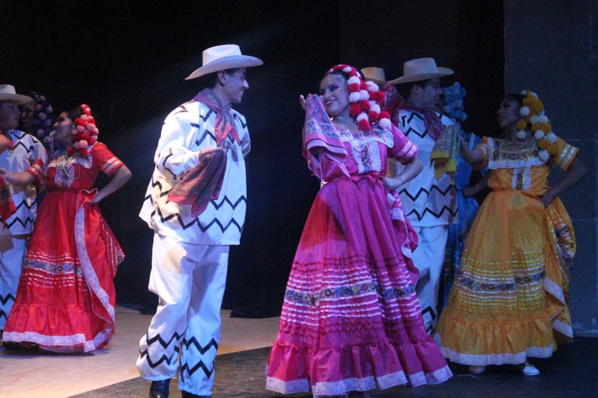 Compañía de Danza Folclórica Telpochcalli en Jerez, Zacatecas | Foto: Cortesía