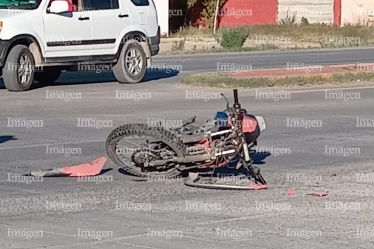 Una motociclista herida en accidente