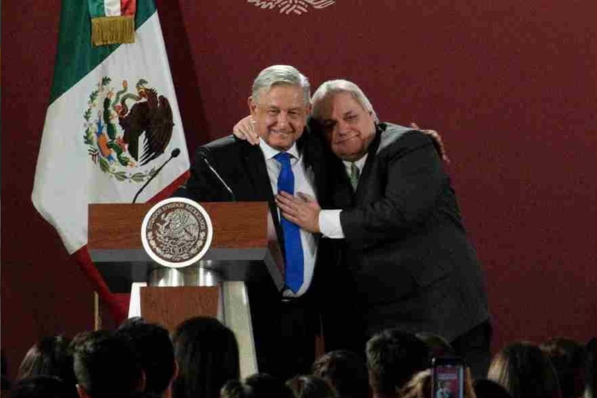 El presidente Andrés Manuel López Obrador envió un abrazo a familiares y amigos del empresario regiomontano Carlos Bremer