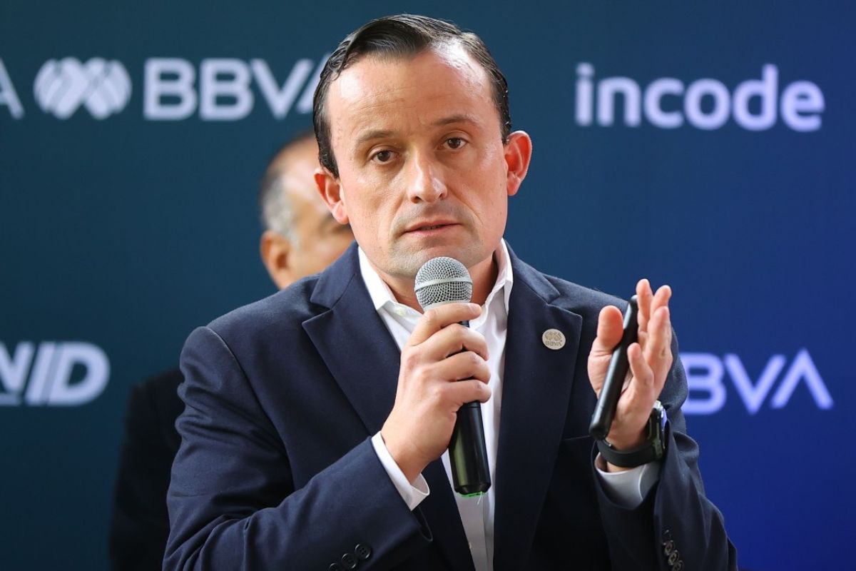 Seis aficionados de Rayados de Monterrey; el presidente de la Liga MX, Mikel Arriola, aseguró que el organismo tomará cartas en el asunto.
