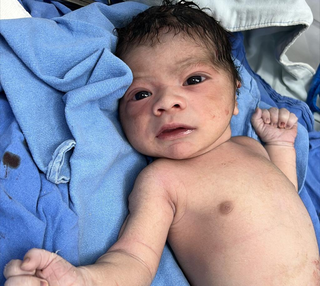 El personal del Hospital de la Mujer Zacatecana atendió el nacimiento del primer bebé del 2024 en Zacatecas. 