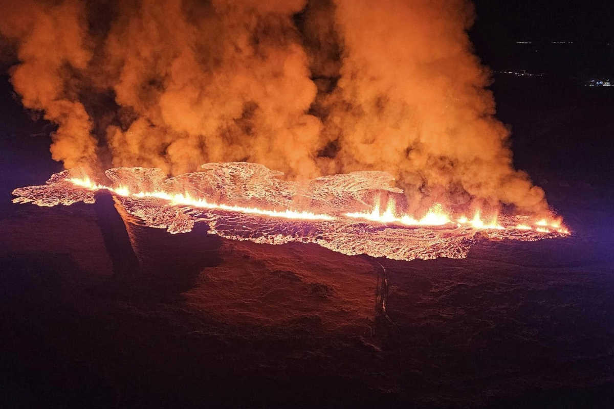 Reportan una nueva fisura volcánica en Islandia; la lava avanza a Grindavík