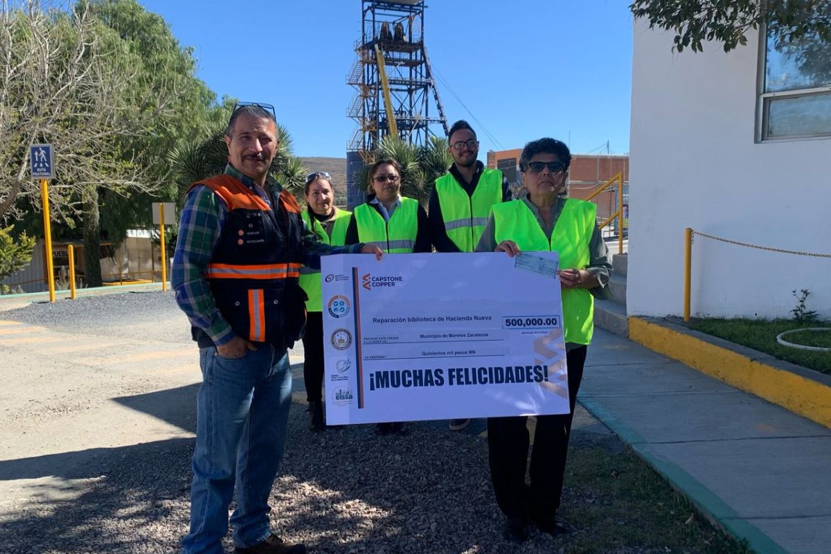 Capstone Copper dona recursos para la reconstrucción de la biblioteca pública de la comunidad de Hacienda Nueva, Morelos