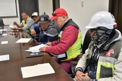 Logran trabajadores de la construcción una minuta para que sean integrados en obras públicas en Zacatecas