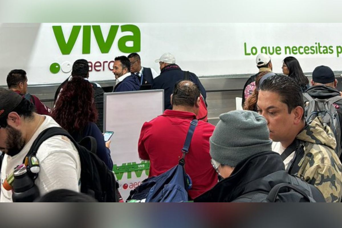 Usuarios de Viva Aerobus que viajarían hoy 4 de marzo de 2024 hacia Mérida se vieron afectados debido a que se reportó la toma del aeropuerto.