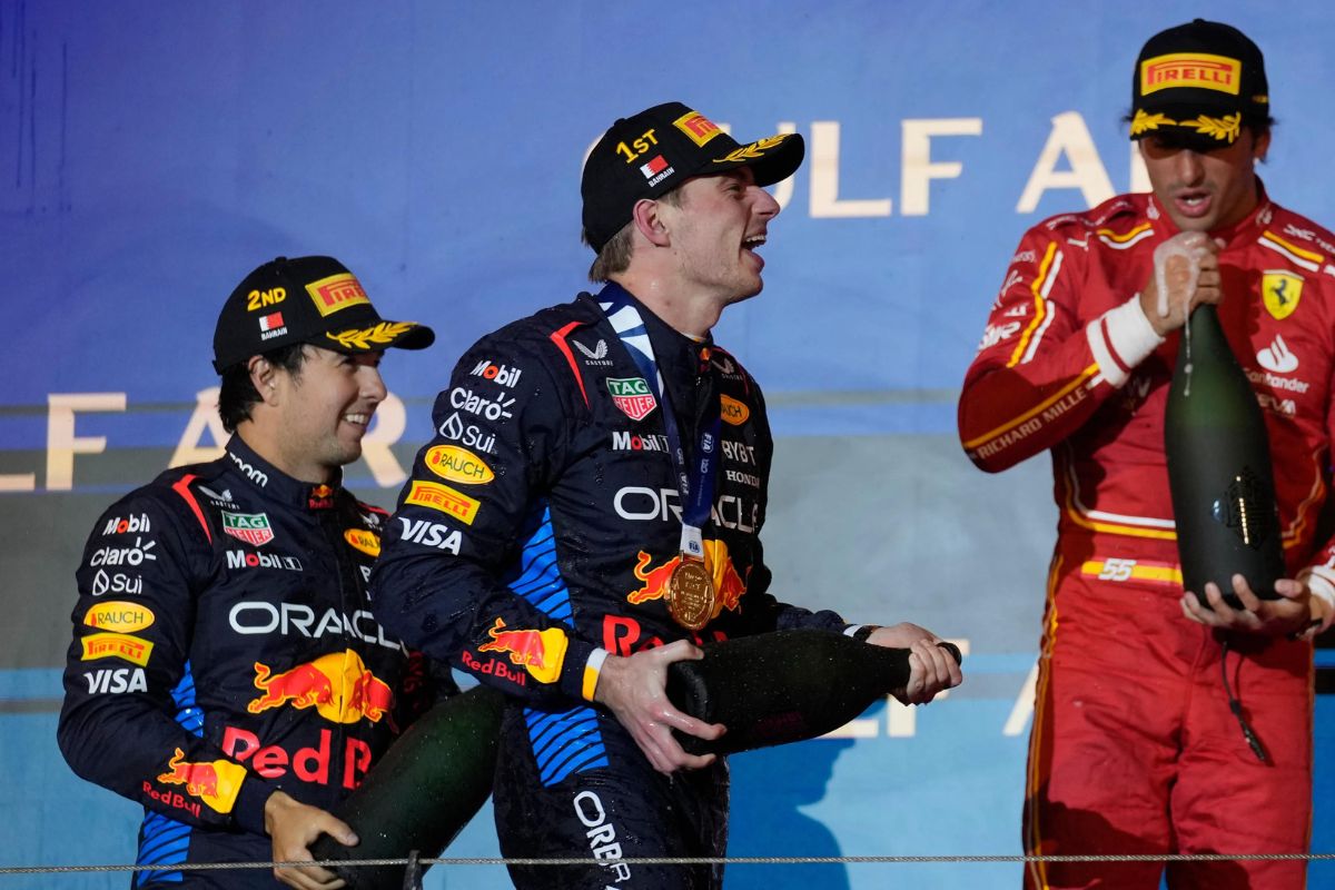 'Checo' Pérez Terminó en segundo y mientras que Max Verstappen conquistó el Gran Premio de Arabia Saudita 2024 de la F1.