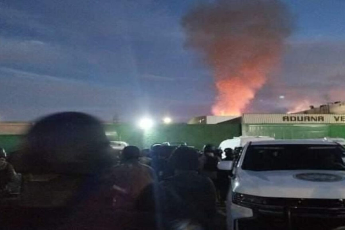 Intento de motín en Penal de San Luis Potosí provoca incendio y disparos