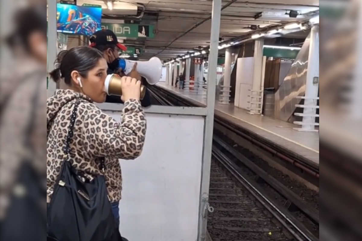 Video Policía en CDMX motiva a usuarios del metro a no llegar tarde coyeye, coyeye