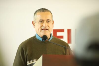 Humberto Salazar busca reelección en Jerez.