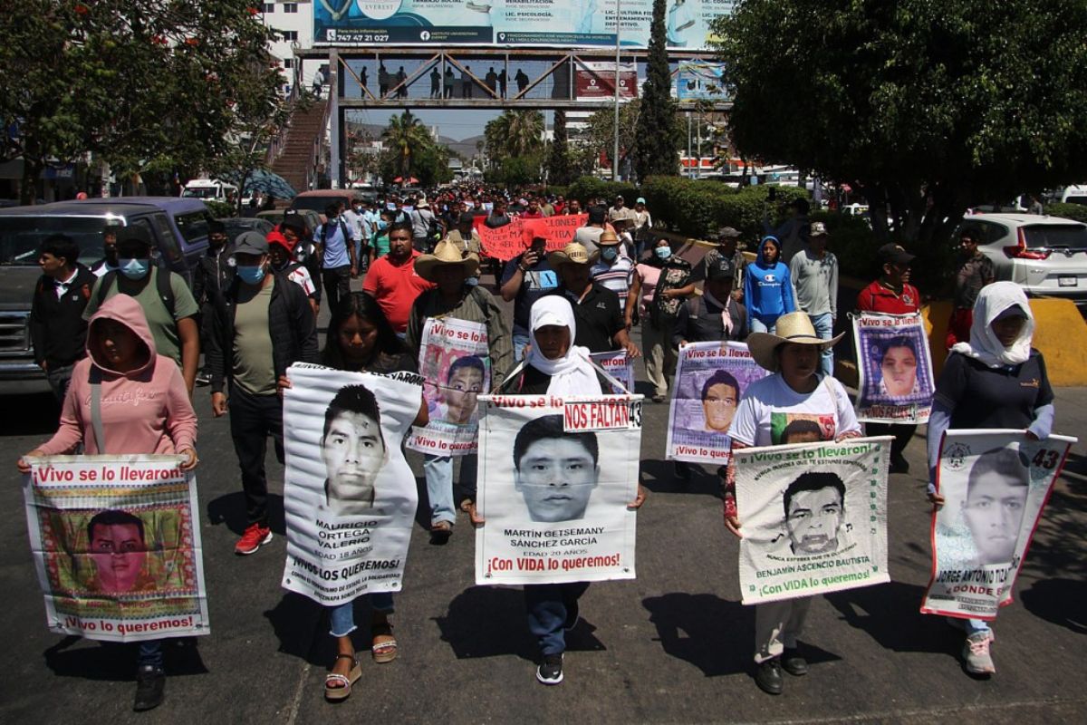 El presidente Andrés Manuel López Obrador afirmó que lo anterior ayudará a saber qué pasó con los 43 de Ayotzinapa.